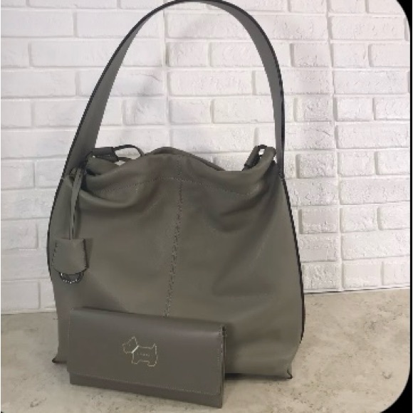 Radley of London leather shoulder bag with matching wallet - Picture 1 of 15